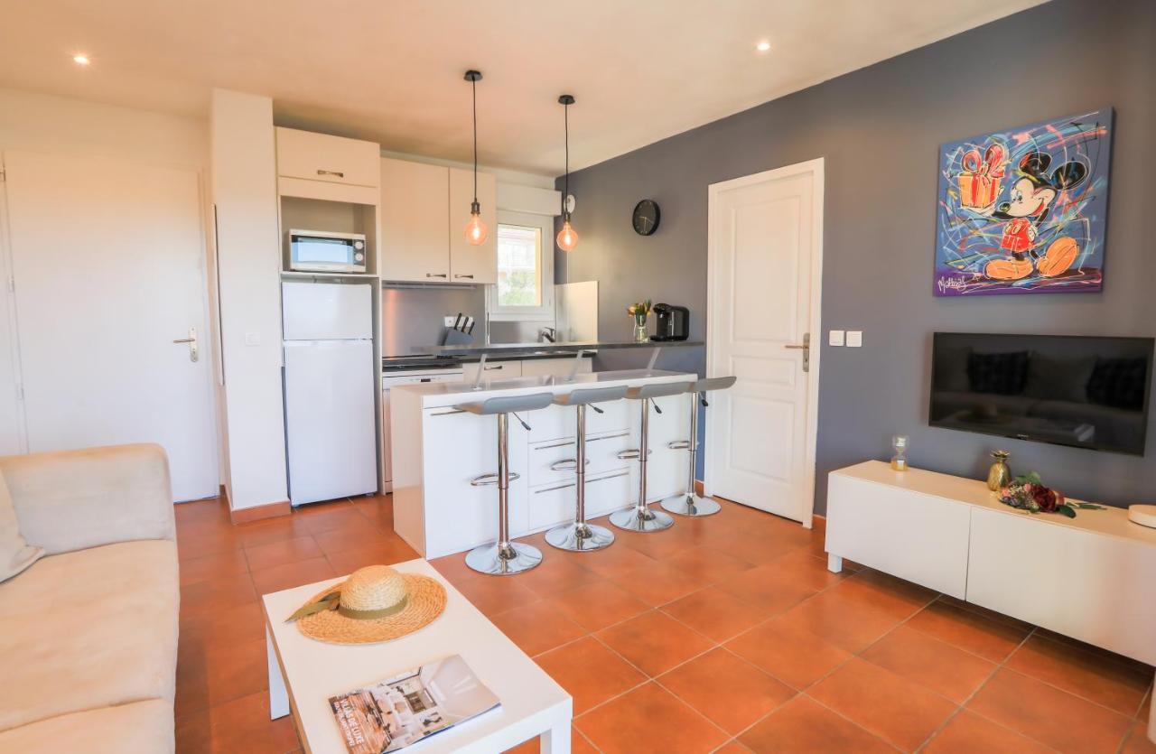 Appartements Mistretta 33 Bouddha Zen 34 Arts Appart 44 Ny City Sainte-Maxime Exterior photo